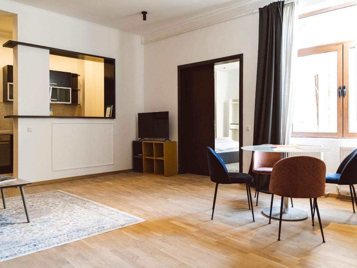 Gala Apartment Athenaeum - Amazing Arhitecture Bukarest Eksteriør billede