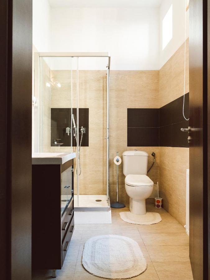 Gala Apartment Athenaeum - Amazing Arhitecture Bukarest Eksteriør billede
