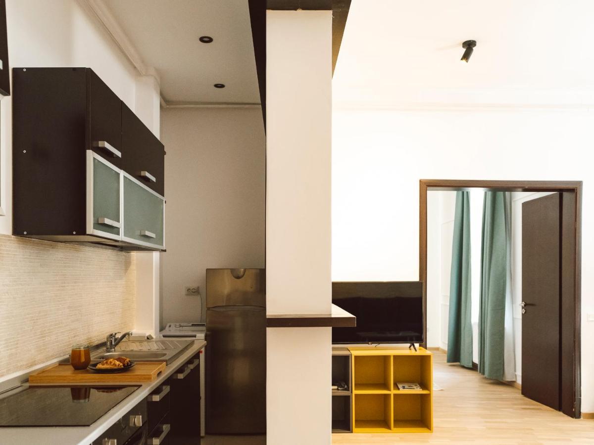 Gala Apartment Athenaeum - Amazing Arhitecture Bukarest Eksteriør billede